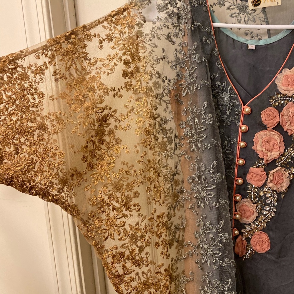 3 piece suit - Picture 3 of 7